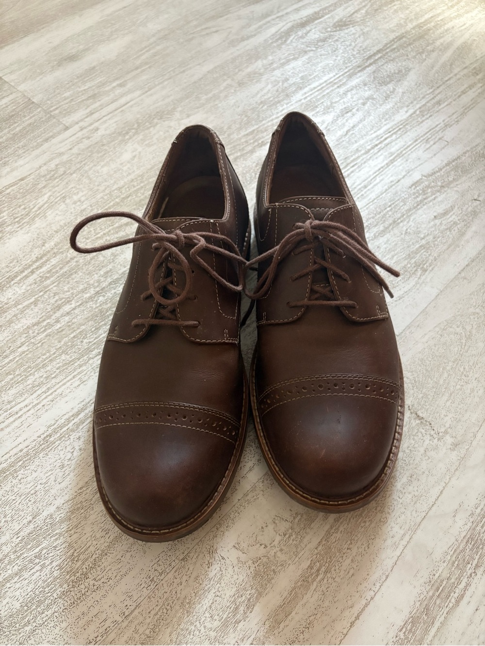 Men's Brown Leather Cap-Toe Lace-Up Dress Shoes Dansko
